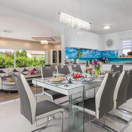 Gabriel By Interhome * Labin (Istria)