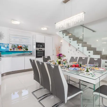 Gabriel - Lbn417 By Interhome * Labin (Istria)